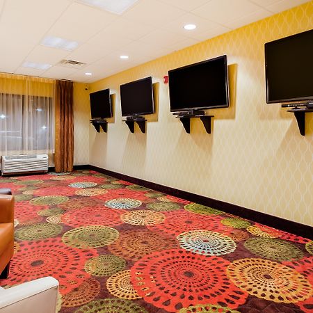 Holiday Inn Express And Suites Missoula By Ihg Exterior photo