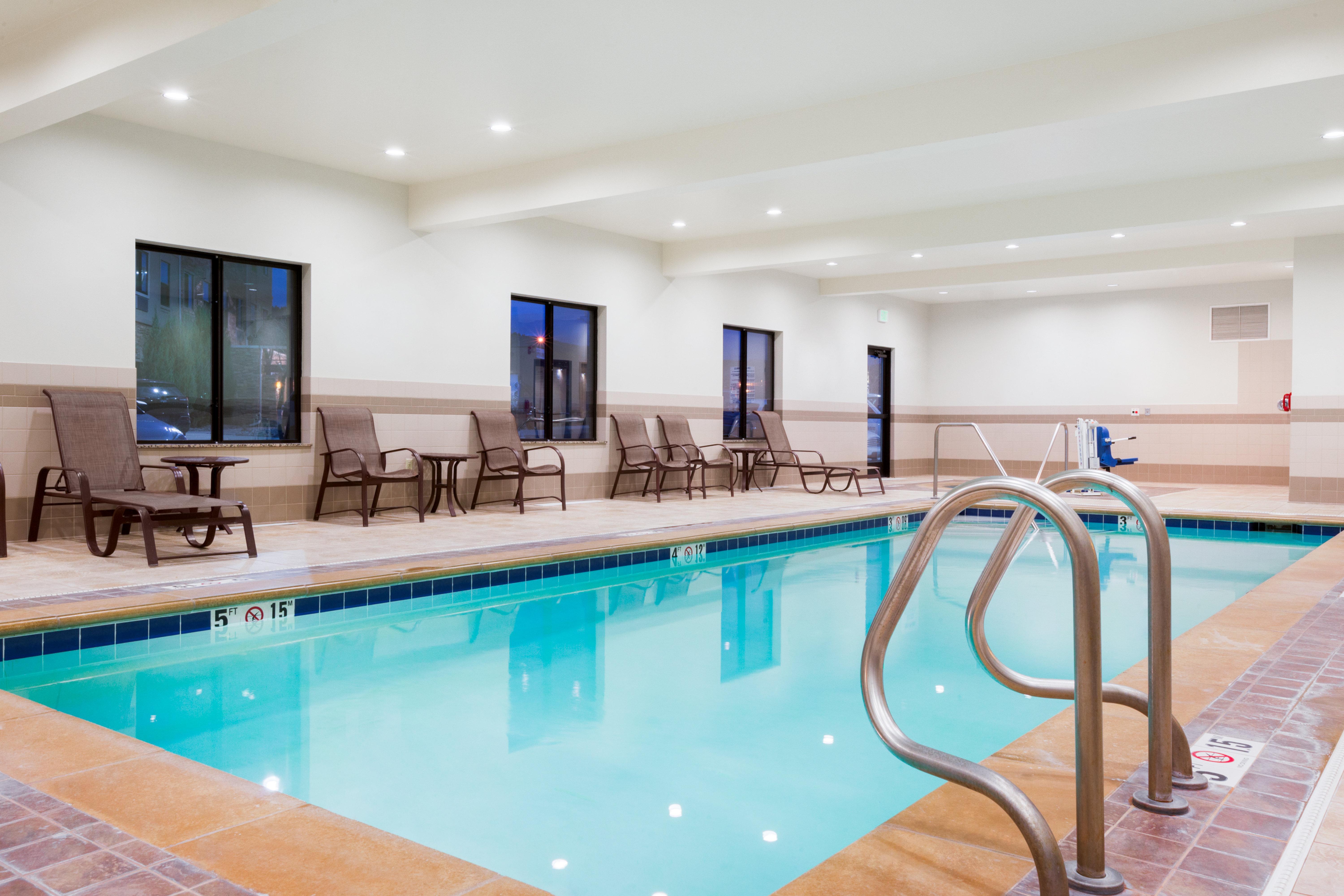 Holiday Inn Express And Suites Missoula By Ihg Exterior photo