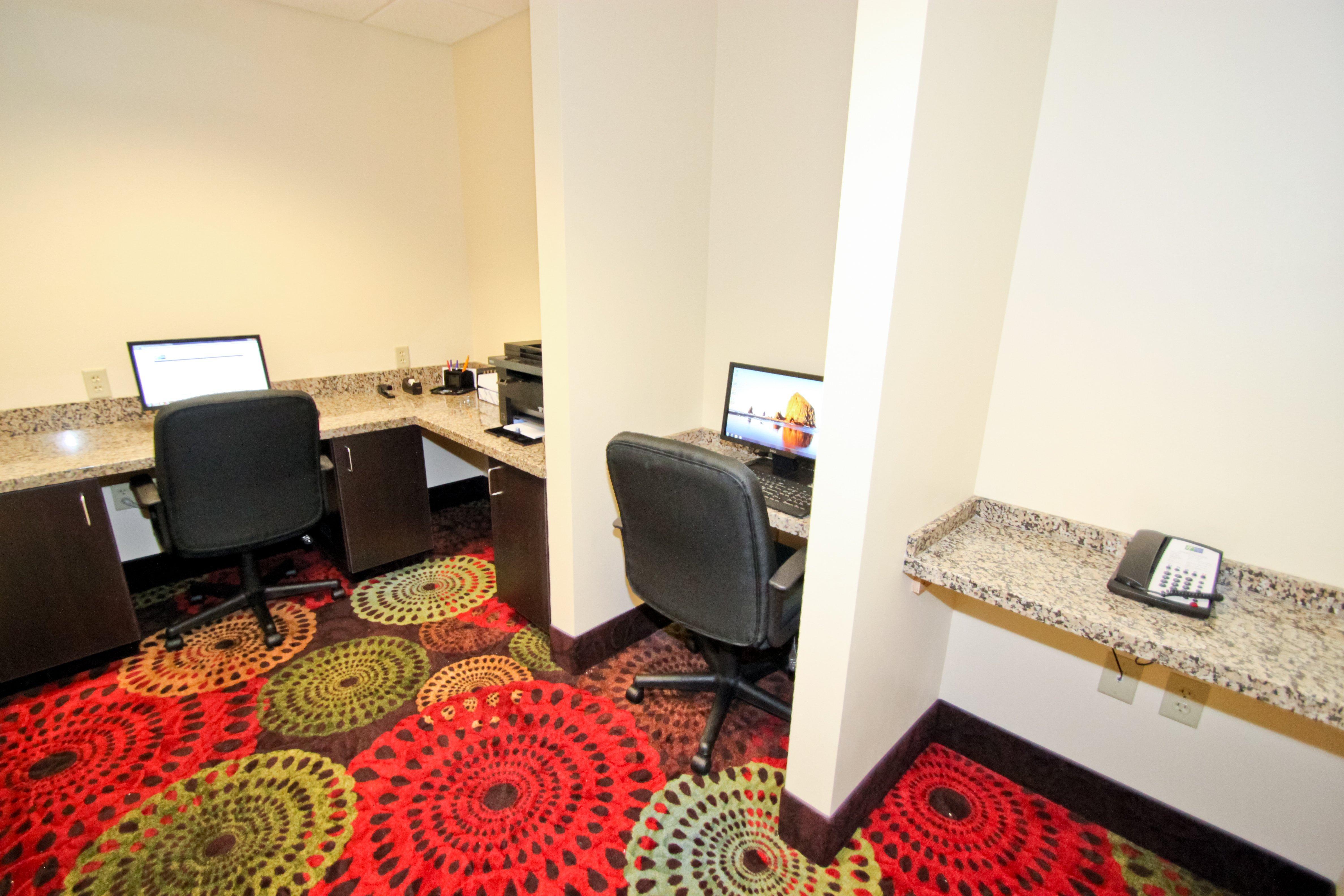 Holiday Inn Express And Suites Missoula By Ihg Exterior photo