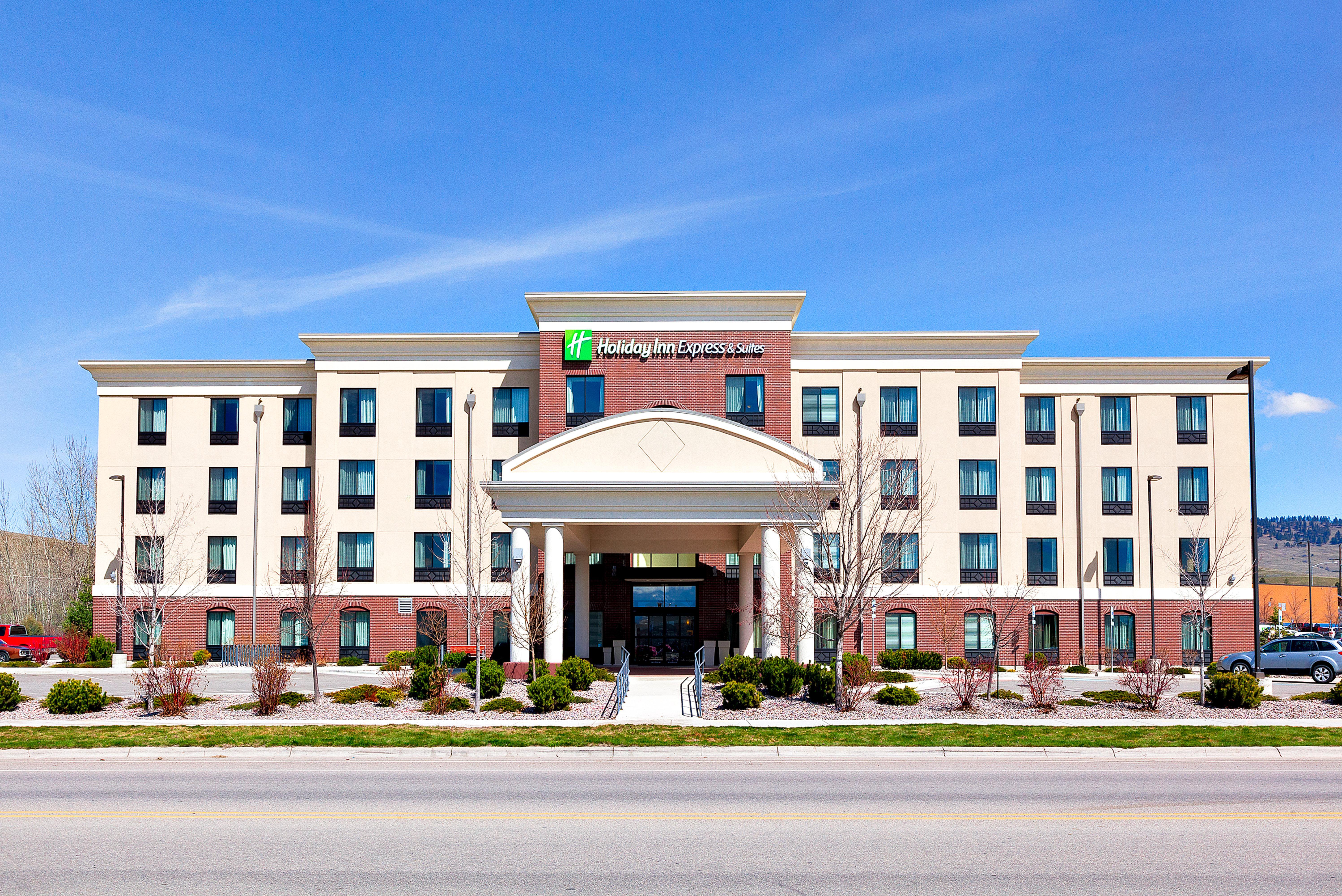 Holiday Inn Express And Suites Missoula By Ihg Exterior photo