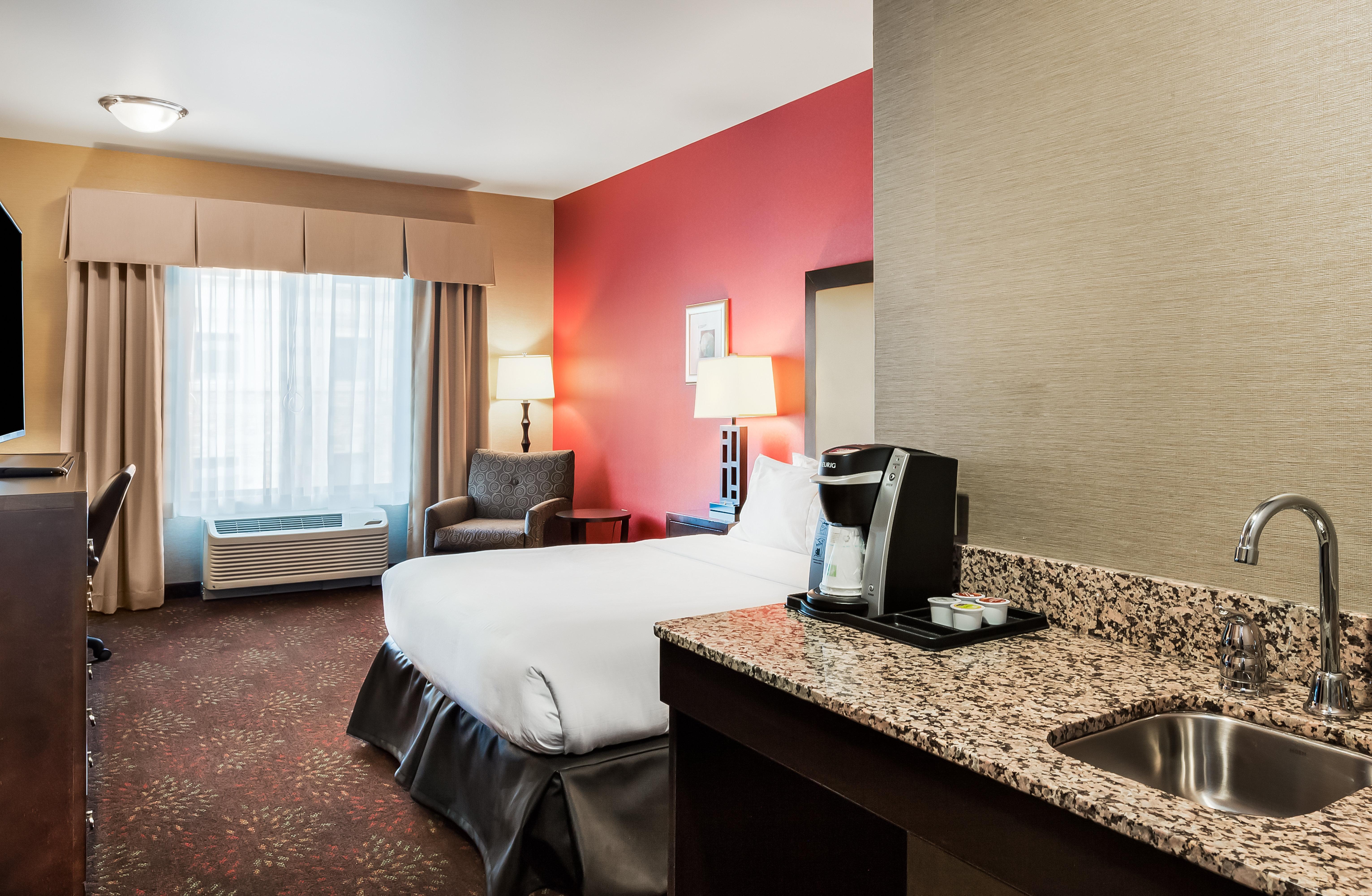 Holiday Inn Express And Suites Missoula By Ihg Exterior photo
