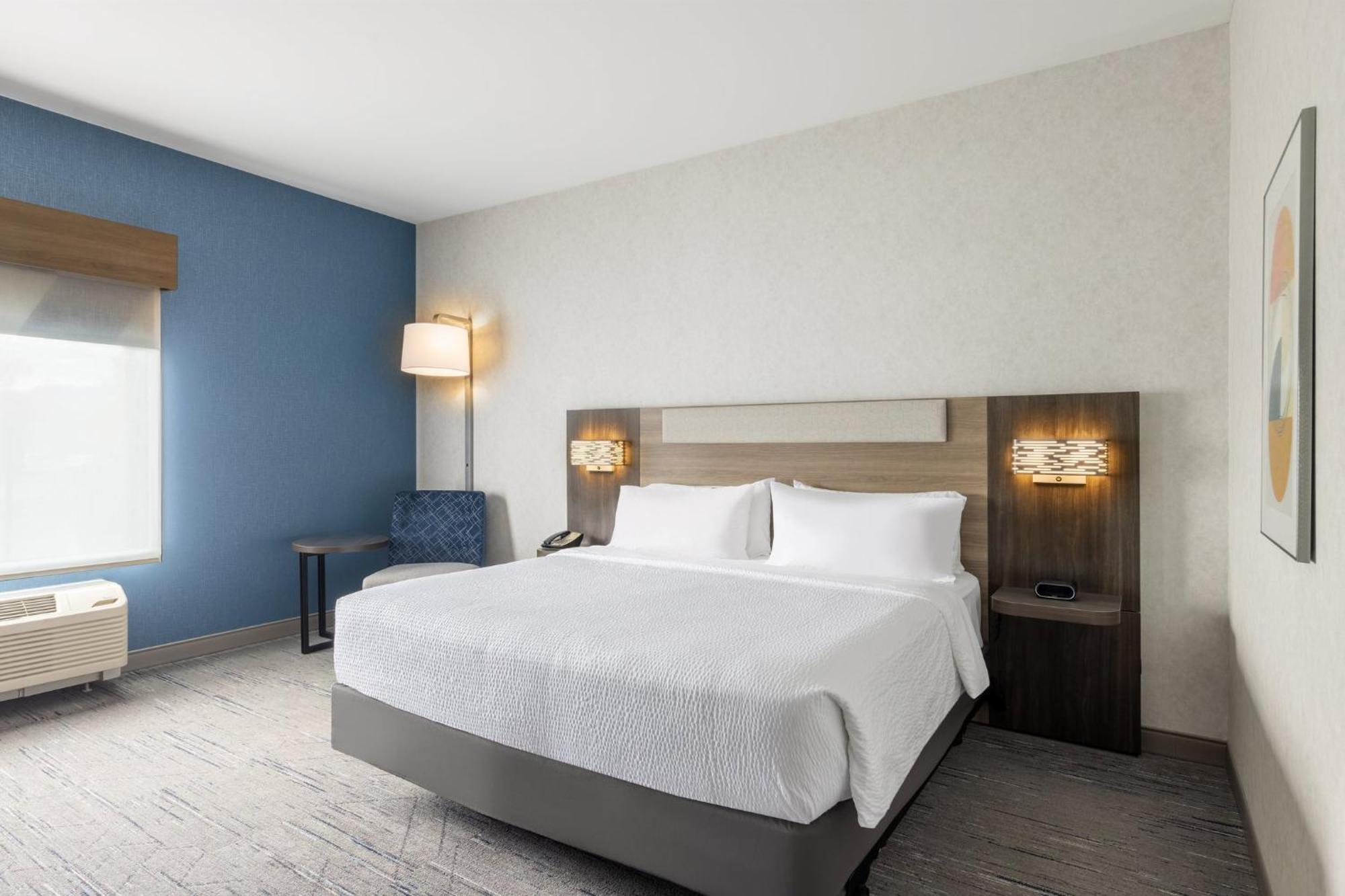 Holiday Inn Express And Suites Missoula By Ihg Exterior photo