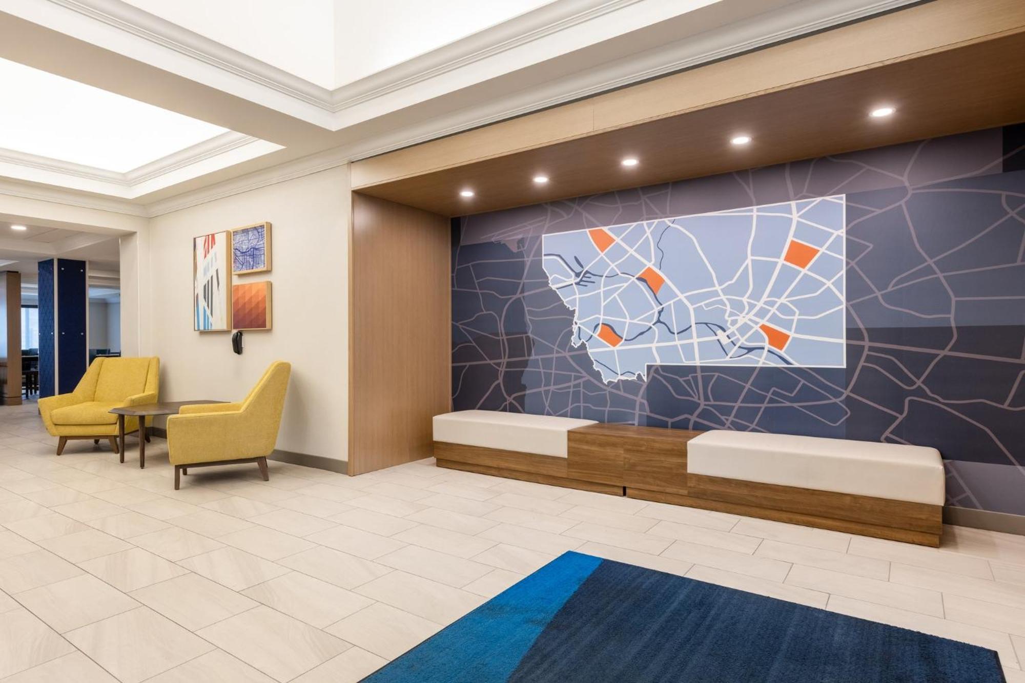 Holiday Inn Express And Suites Missoula By Ihg Exterior photo
